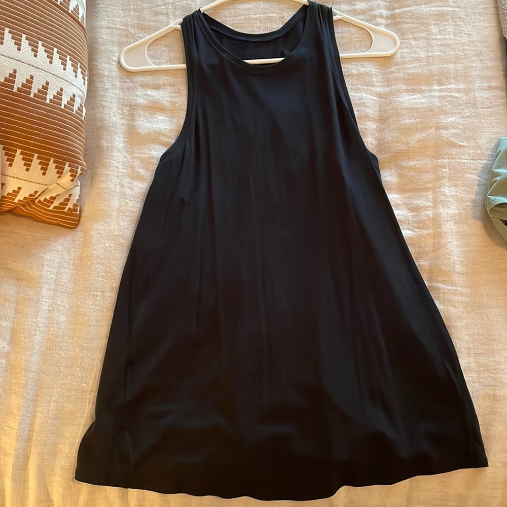 Lululemon Women's Tank with open back